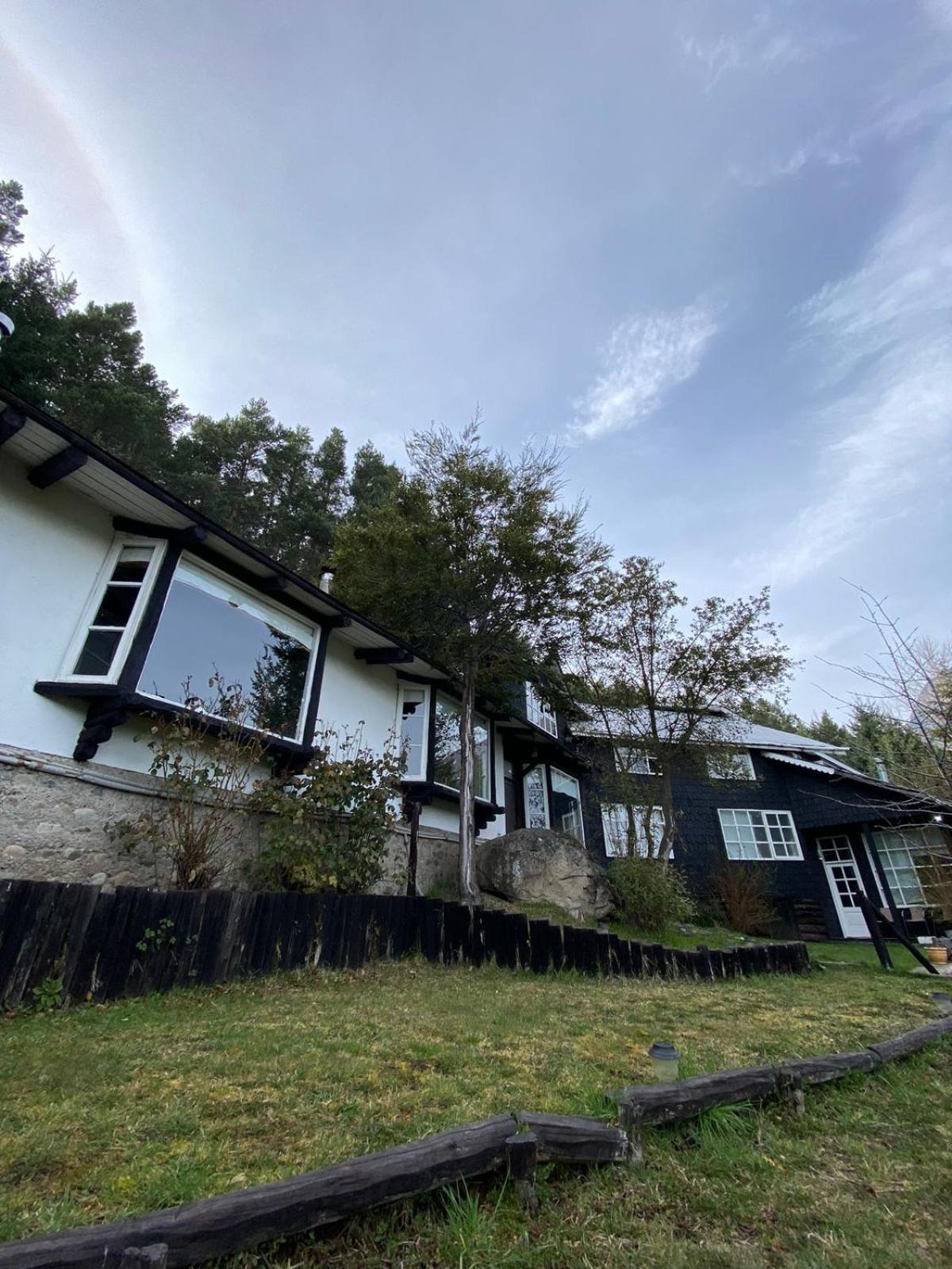 The Patagonian Lodge Coyhaique Exterior photo